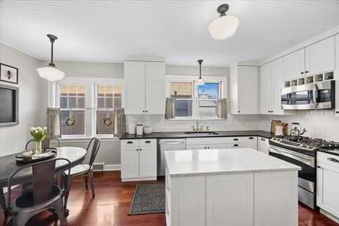 Tiny photo for 1321 Monroe Avenue, River Forest, IL 60305 (MLS # 12587091)