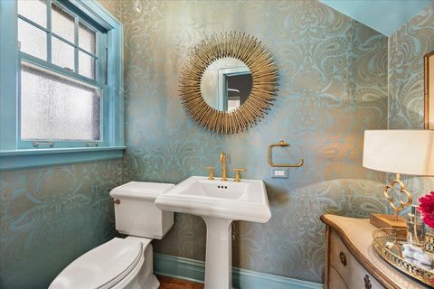 Tiny photo for 1321 Monroe Avenue, River Forest, IL 60305 (MLS # 12587091)