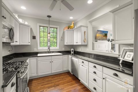 Tiny photo for 1315 Queen Ann Lane, Gurnee, IL 60031 (MLS # 12455527)