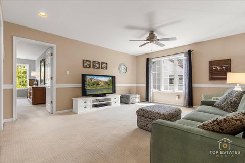 Tiny photo for 1315 Queen Ann Lane, Gurnee, IL 60031 (MLS # 12455527)