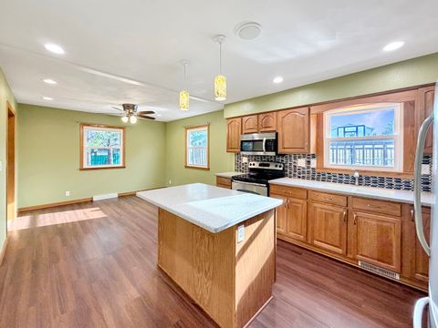 Tiny photo for 1419 Finch Street, Freeport, IL 61032 (MLS # 12574122)