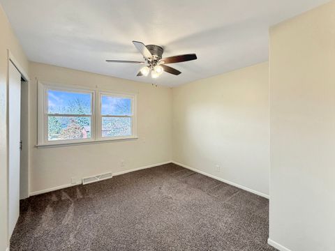 Tiny photo for 1419 Finch Street, Freeport, IL 61032 (MLS # 12574122)