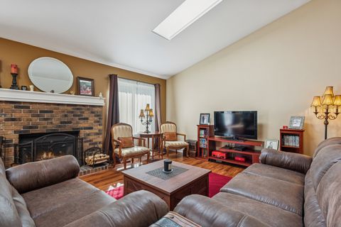 Tiny photo for 3025 Long Grove Lane, Aurora, IL 60504 (MLS # 12487292)