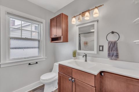 Tiny photo for 2824 Tremont Avenue, Davenport, IA 52803 (MLS # 12610959)