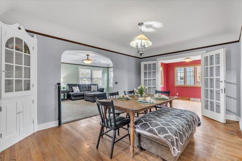 Tiny photo for 2824 Tremont Avenue, Davenport, IA 52803 (MLS # 12610959)