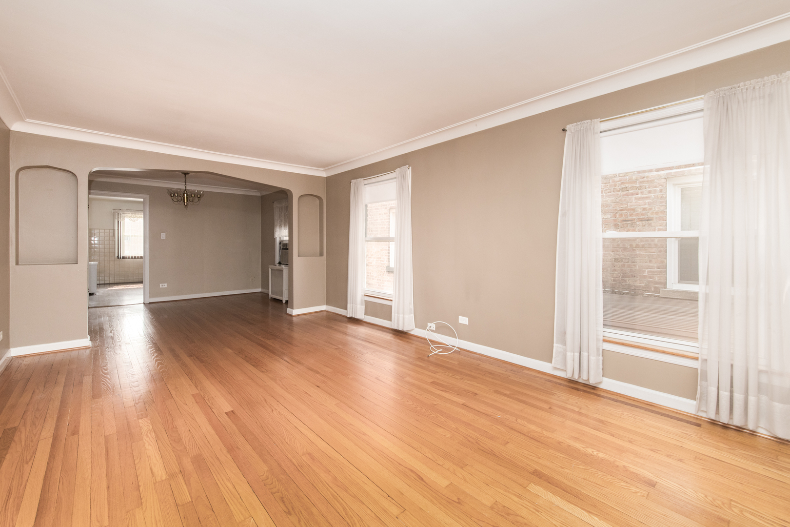 2021 N 73rd Court
