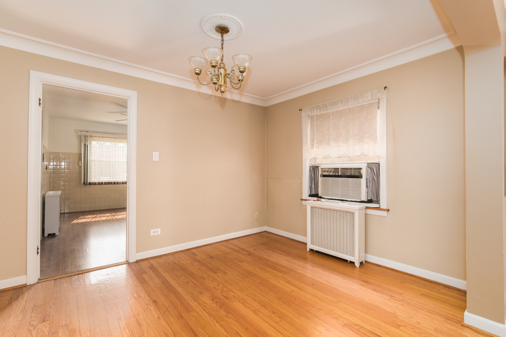 2021 N 73rd Court