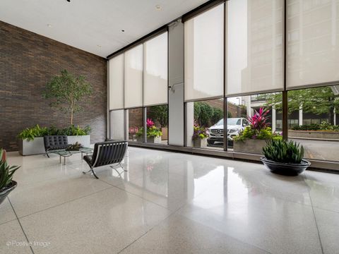 Tiny photo for 5455 N SHERIDAN Road #1904, Chicago, IL 60640 (MLS # 12517971)