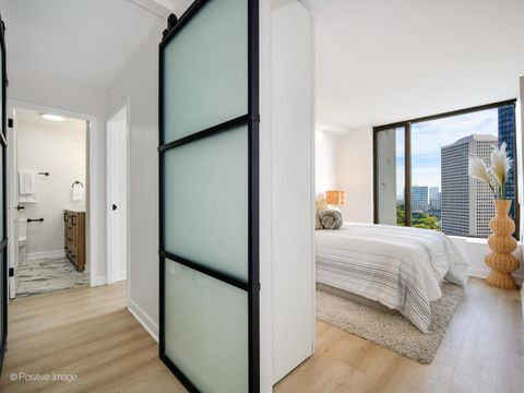 Tiny photo for 5455 N SHERIDAN Road #1904, Chicago, IL 60640 (MLS # 12517971)