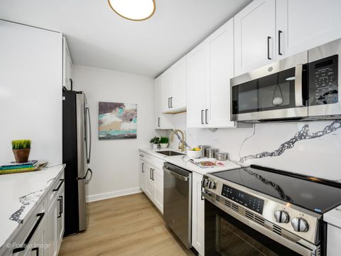 Tiny photo for 5455 N SHERIDAN Road #1904, Chicago, IL 60640 (MLS # 12517971)