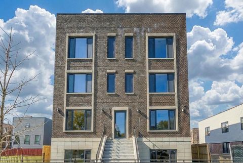 4846 S Saint Lawrence Avenue 102 Chicago IL 60615