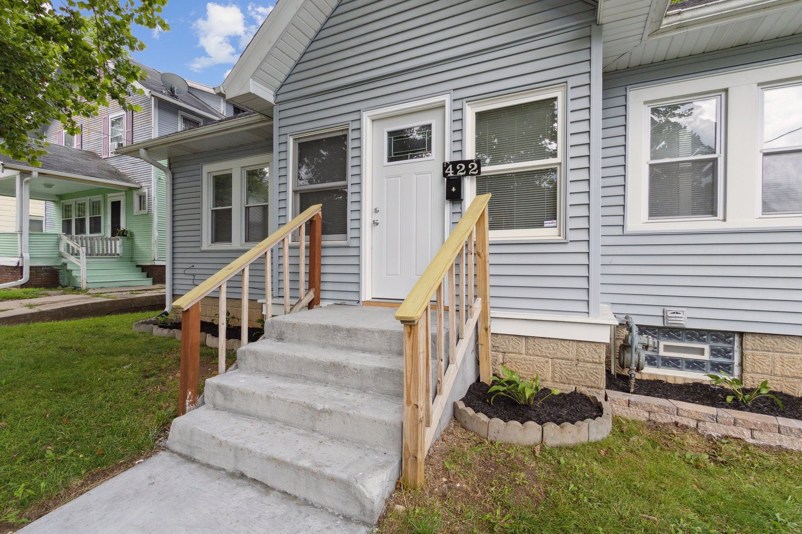 422 Miriam Avenue