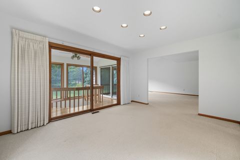 Tiny photo for 5N373 GLEN OAK Lane, St. Charles, IL 60175 (MLS # 12469050)