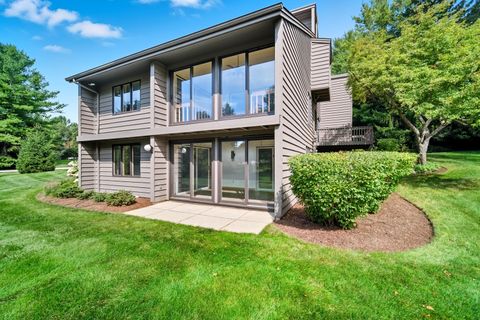 Tiny photo for 5N373 GLEN OAK Lane, St. Charles, IL 60175 (MLS # 12469050)