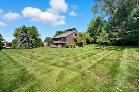 Tiny photo for 5N373 GLEN OAK Lane, St. Charles, IL 60175 (MLS # 12469050)
