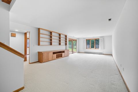 Tiny photo for 5N373 GLEN OAK Lane, St. Charles, IL 60175 (MLS # 12469050)