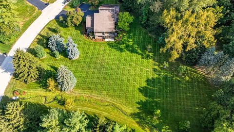 Tiny photo for 5N373 GLEN OAK Lane, St. Charles, IL 60175 (MLS # 12469050)