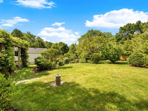 Tiny photo for 202 Latrobe Avenue, Northfield, IL 60093 (MLS # 12642638)