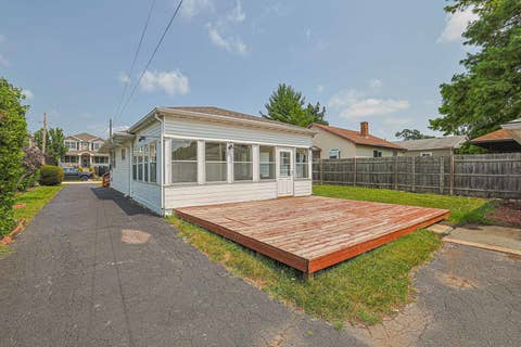 Tiny photo for 302 Freehauf Street, Lemont, IL 60439 (MLS # 12719577)