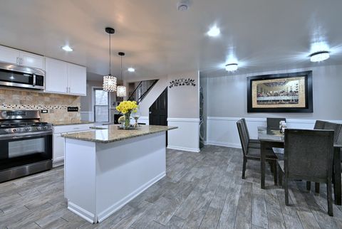 Tiny photo for 514 S 8th Avenue, Maywood, IL 60153 (MLS # 12607620)