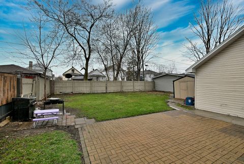 Tiny photo for 514 S 8th Avenue, Maywood, IL 60153 (MLS # 12607620)