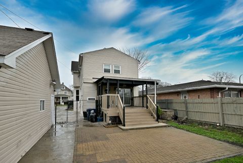 Tiny photo for 514 S 8th Avenue, Maywood, IL 60153 (MLS # 12607620)