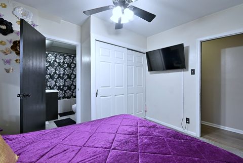 Tiny photo for 514 S 8th Avenue, Maywood, IL 60153 (MLS # 12607620)