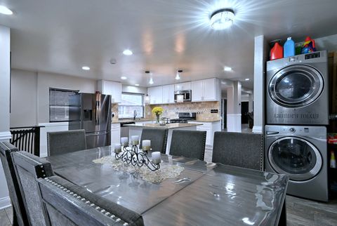 Tiny photo for 514 S 8th Avenue, Maywood, IL 60153 (MLS # 12607620)