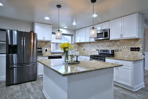 Tiny photo for 514 S 8th Avenue, Maywood, IL 60153 (MLS # 12607620)