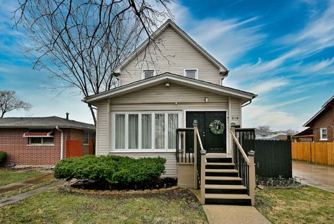Tiny photo for 514 S 8th Avenue, Maywood, IL 60153 (MLS # 12607620)