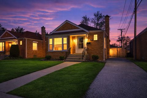 Photo of 2868 W 85th Street, Chicago, IL 60652 (MLS # 12608347)