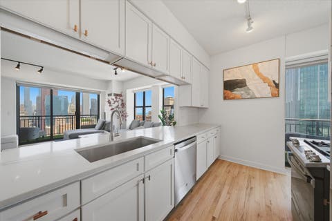 Tiny photo for 41 E 8TH Street #2901, Chicago, IL 60605 (MLS # 12670697)