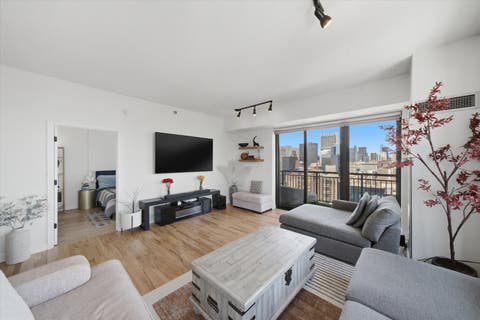 Tiny photo for 41 E 8TH Street #2901, Chicago, IL 60605 (MLS # 12670697)