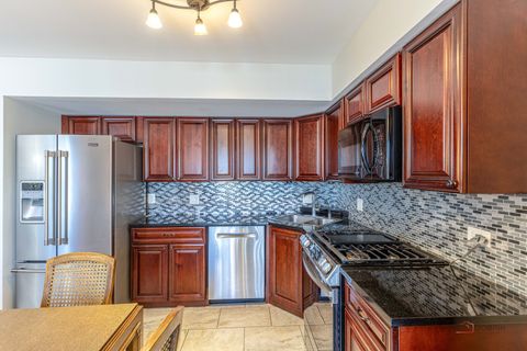 Tiny photo for 26223 N Green Street #3D, Mundelein, IL 60060 (MLS # 12568178)
