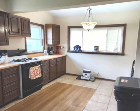 Tiny photo for 908 Ridge Avenue, Wauconda, IL 60084 (MLS # 12505311)