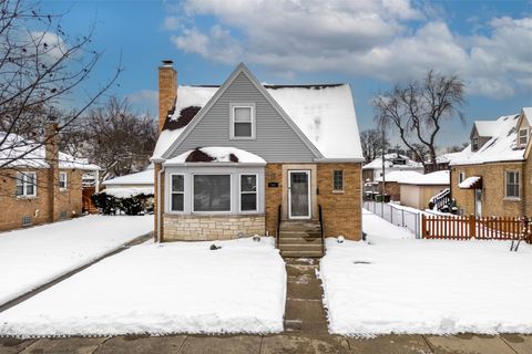 Tiny photo for 5016 Jarlath Avenue, Skokie, IL 60077 (MLS # 12528682)