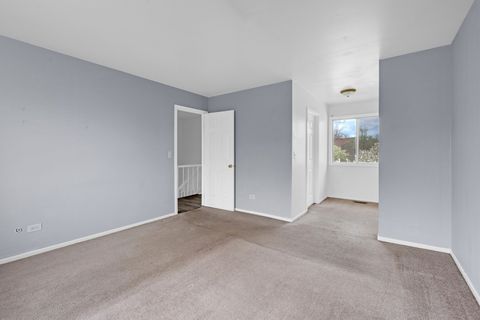 Tiny photo for 523 Alton Court, Carol Stream, IL 60188 (MLS # 12618076)