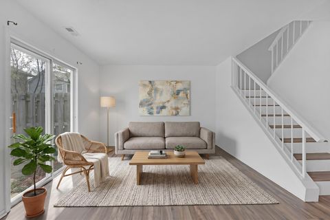 Tiny photo for 523 Alton Court, Carol Stream, IL 60188 (MLS # 12618076)