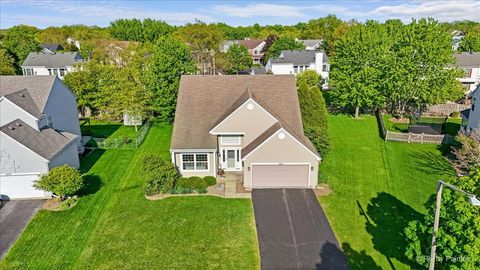 Tiny photo for 1491 Woodscreek Circle, Crystal Lake, IL 60014 (MLS # 12648935)