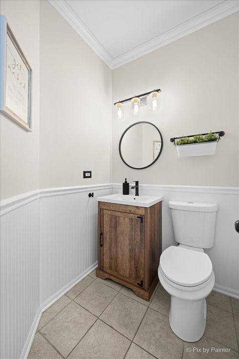 Tiny photo for 1491 Woodscreek Circle, Crystal Lake, IL 60014 (MLS # 12648935)