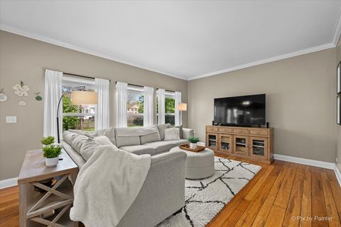 Tiny photo for 1491 Woodscreek Circle, Crystal Lake, IL 60014 (MLS # 12648935)
