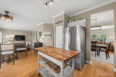 Tiny photo for 1491 Woodscreek Circle, Crystal Lake, IL 60014 (MLS # 12648935)