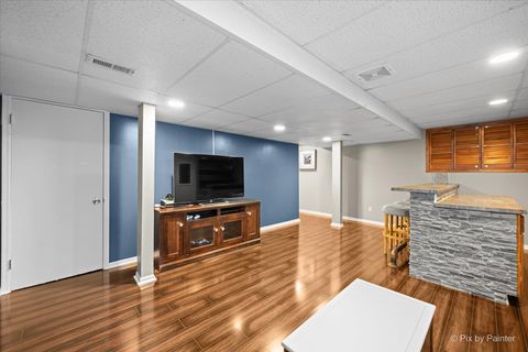 Tiny photo for 1491 Woodscreek Circle, Crystal Lake, IL 60014 (MLS # 12648935)