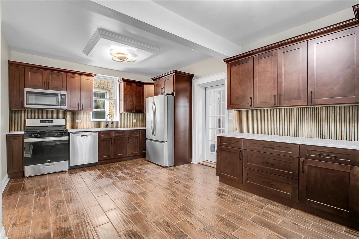 1244 W 96th Street
