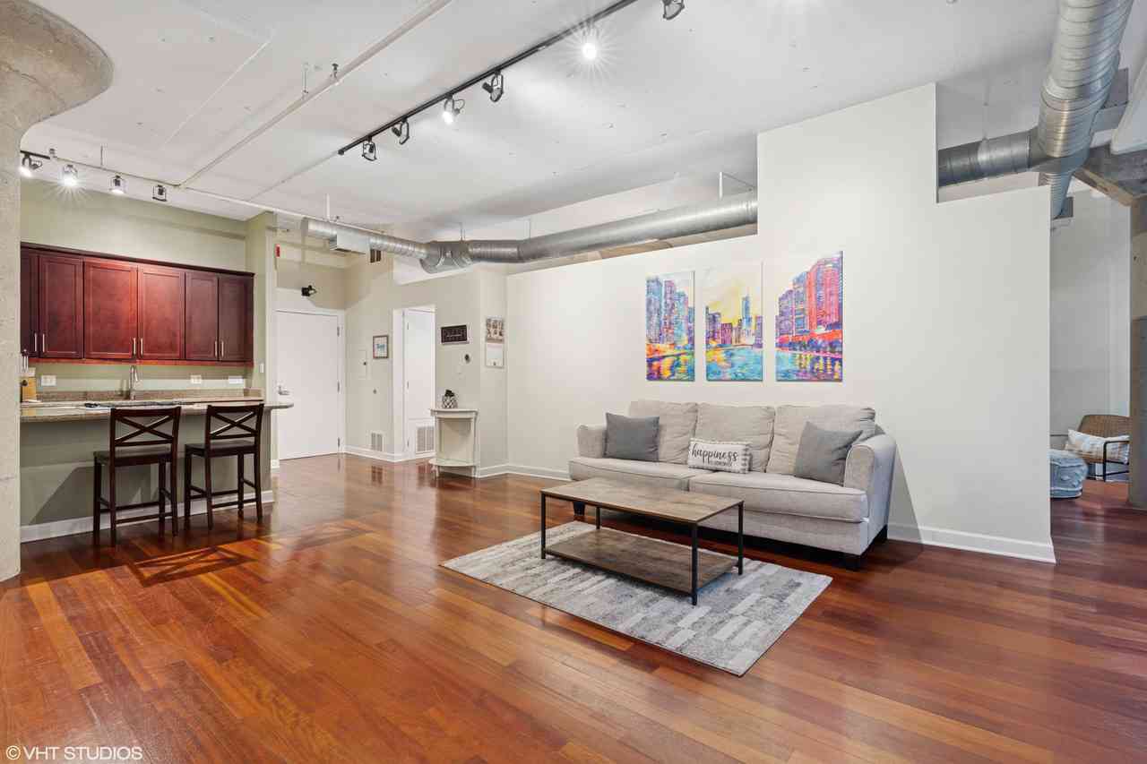 130 S CANAL Street 412