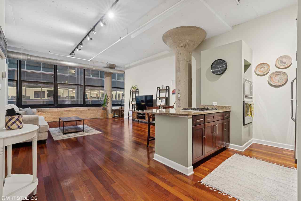 130 S CANAL Street 412