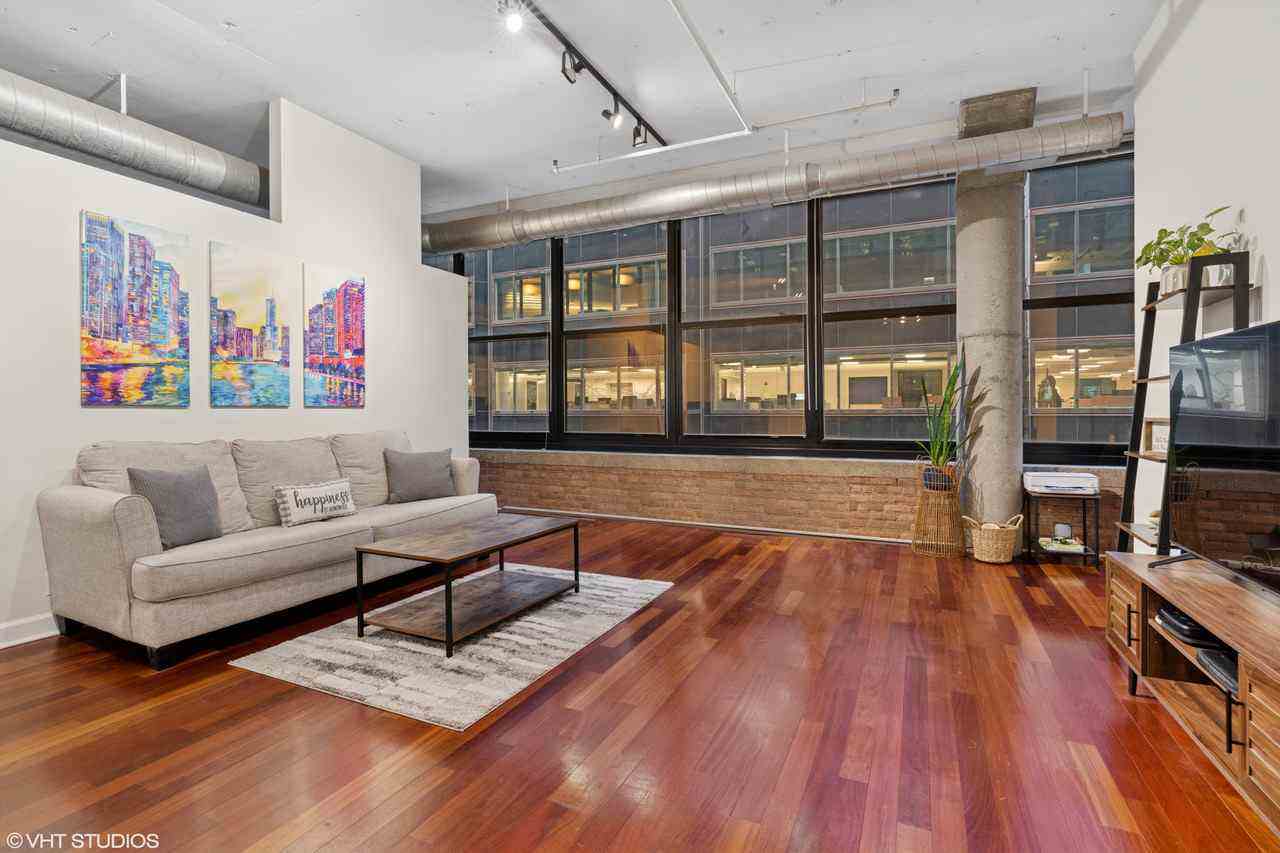 130 S CANAL Street 412