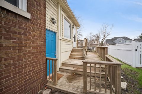 Tiny photo for 283 N Michigan Avenue, Elmhurst, IL 60126 (MLS # 12600343)