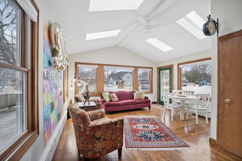 Tiny photo for 283 N Michigan Avenue, Elmhurst, IL 60126 (MLS # 12600343)