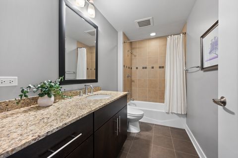 Tiny photo for 505 N McClurg Court #3001, Chicago, IL 60611 (MLS # 12566113)